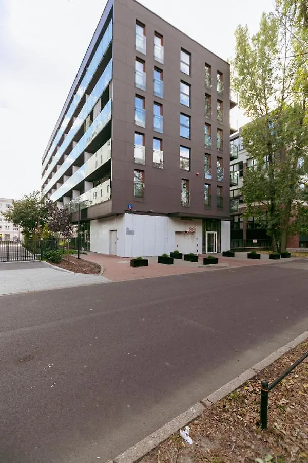 Pawia 51 - Piekny Wiok Na Centrum Warszawy - Duzy Balkon - Smart Tv 55 Cali Wifi - Good Apartments Warsaw Poland
