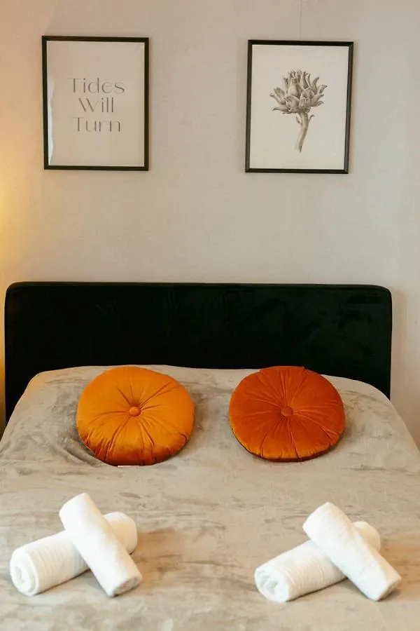 Pawia 51 - Piekny Wiok Na Centrum Warszawy - Duzy Balkon - Smart Tv 55 Cali Wifi - Good Apartments Warsaw Poland