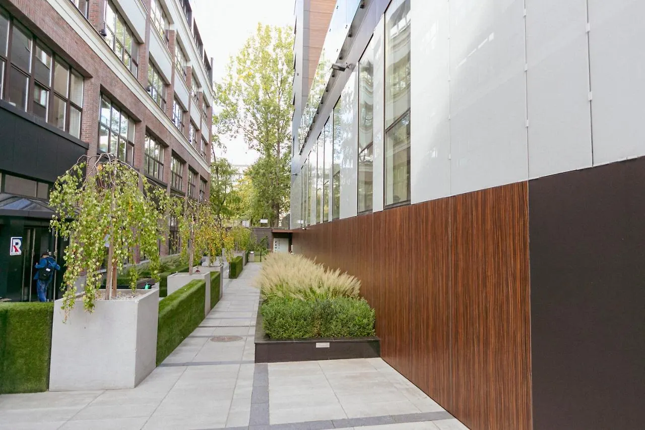 Pawia 51 - Piekny Wiok Na Centrum Warszawy - Duzy Balkon - Smart Tv 55 Cali Wifi - Good Apartments Warsaw Poland